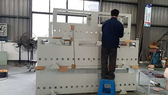 脫氣包裝機(jī).jpg 脫氣包裝機(jī).jpg